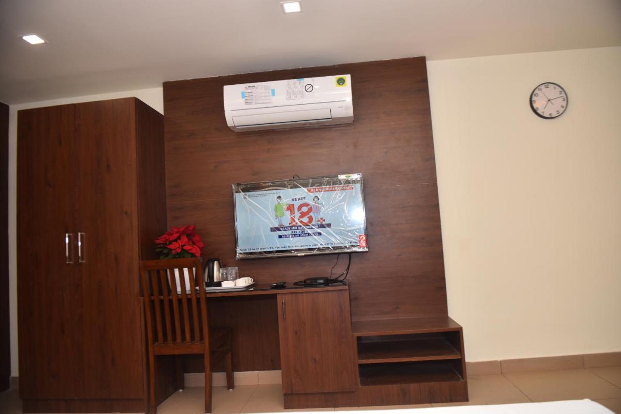 M R Residency Dharwad.公寓 外观 照片