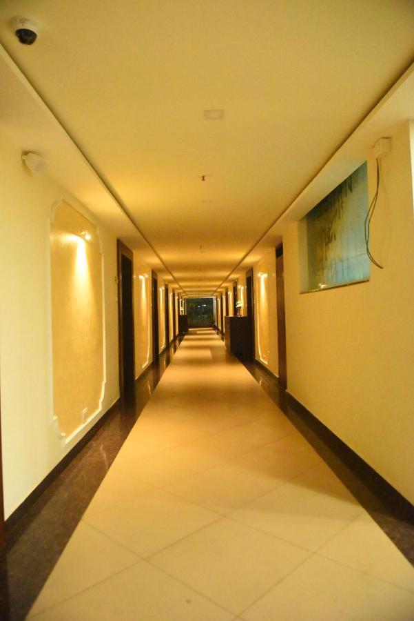 M R Residency Dharwad.公寓 外观 照片
