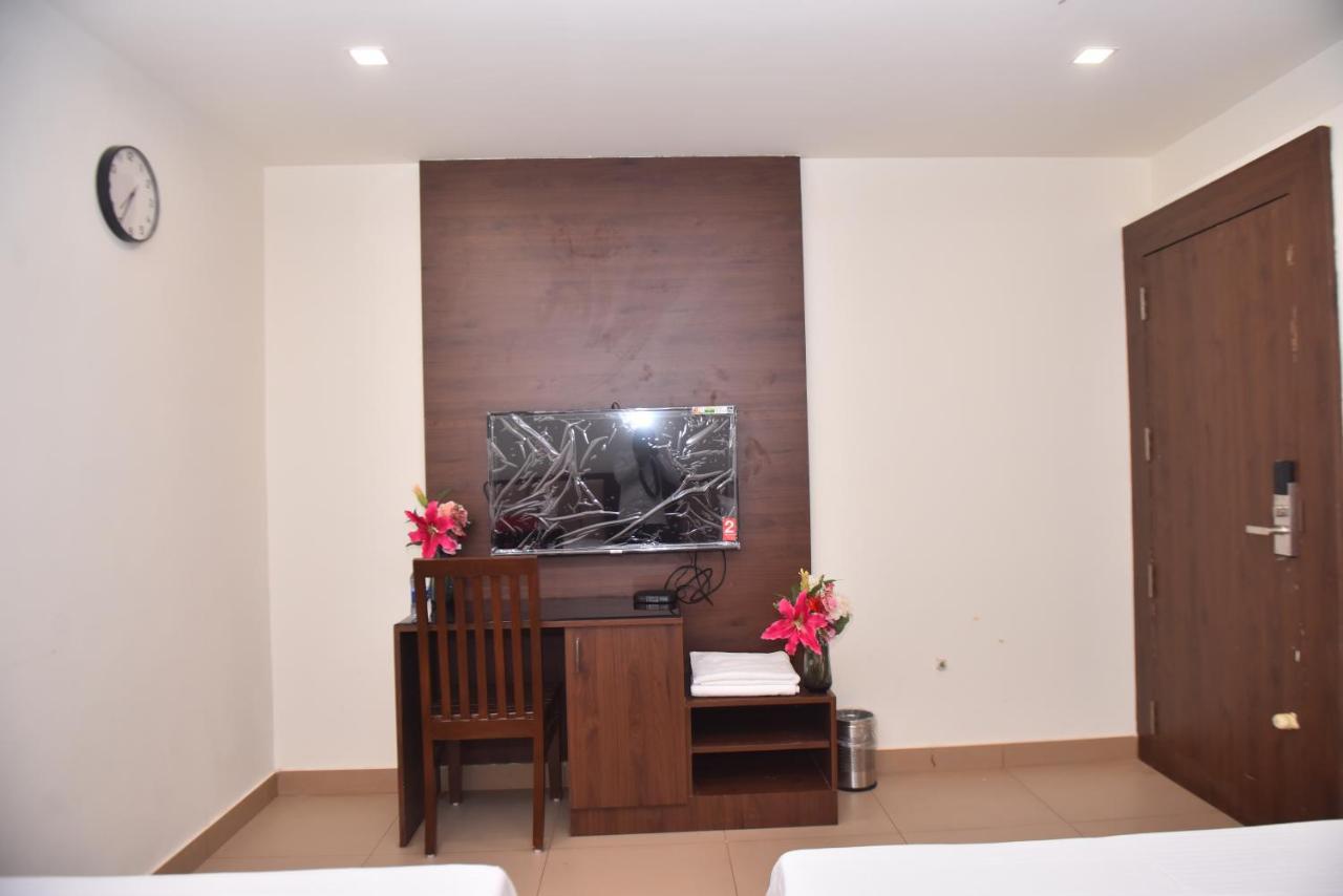 M R Residency Dharwad.公寓 外观 照片