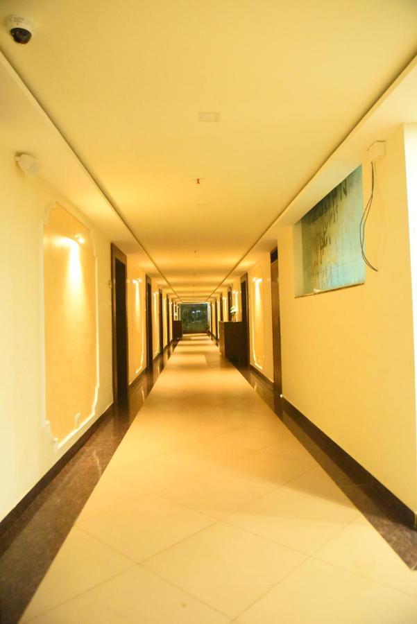 M R Residency Dharwad.公寓 外观 照片