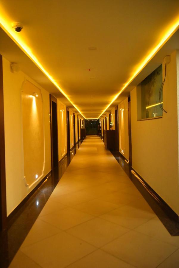 M R Residency Dharwad.公寓 外观 照片
