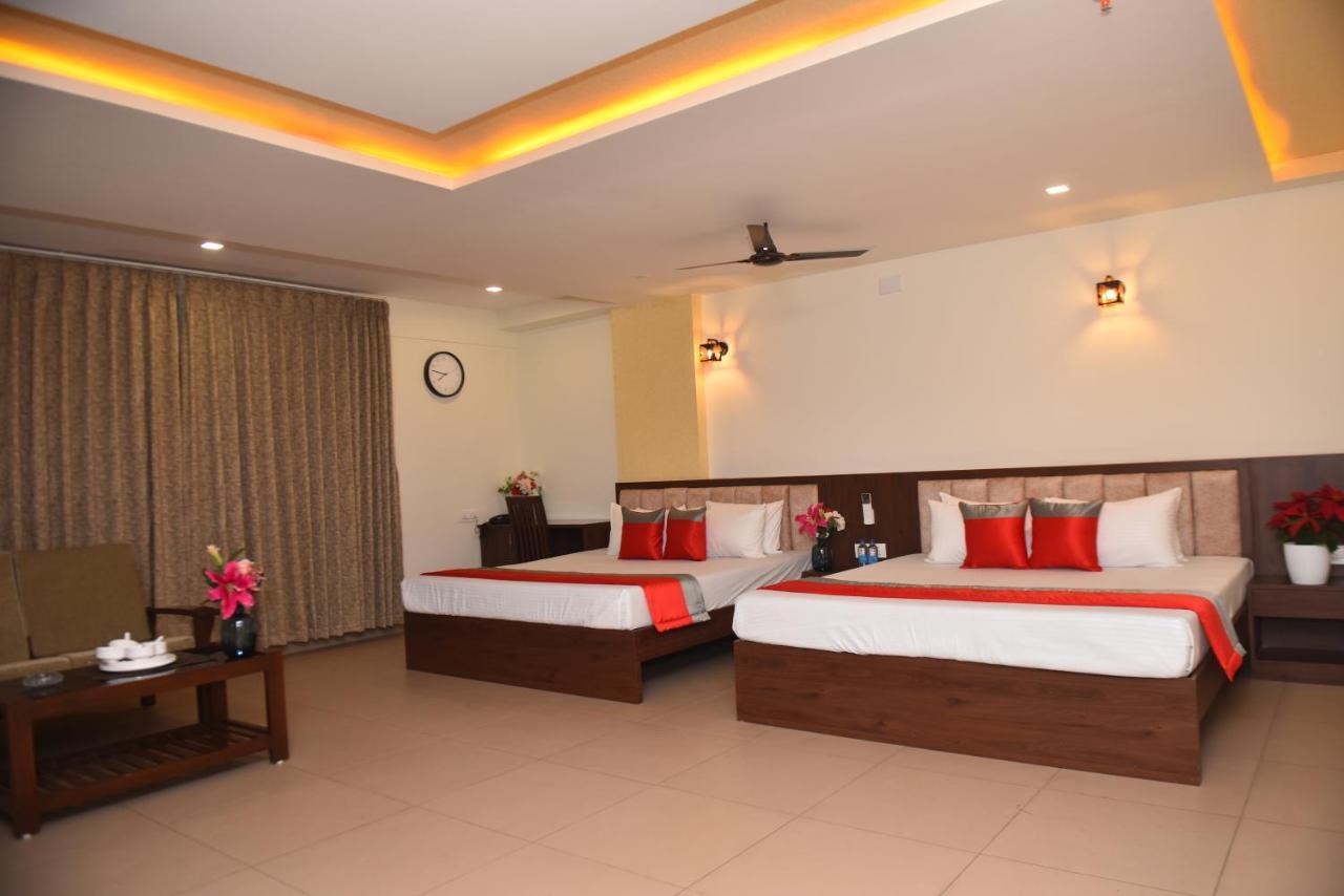 M R Residency Dharwad.公寓 外观 照片