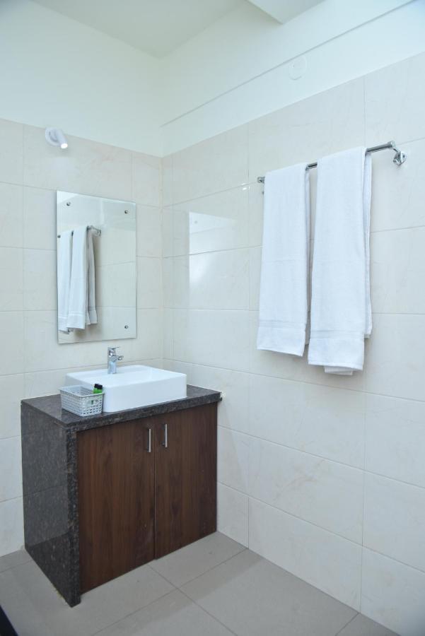 M R Residency Dharwad.公寓 外观 照片